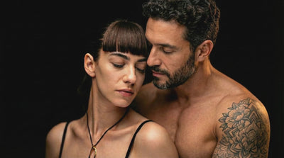 Mann und Frau in einem intimen Moment